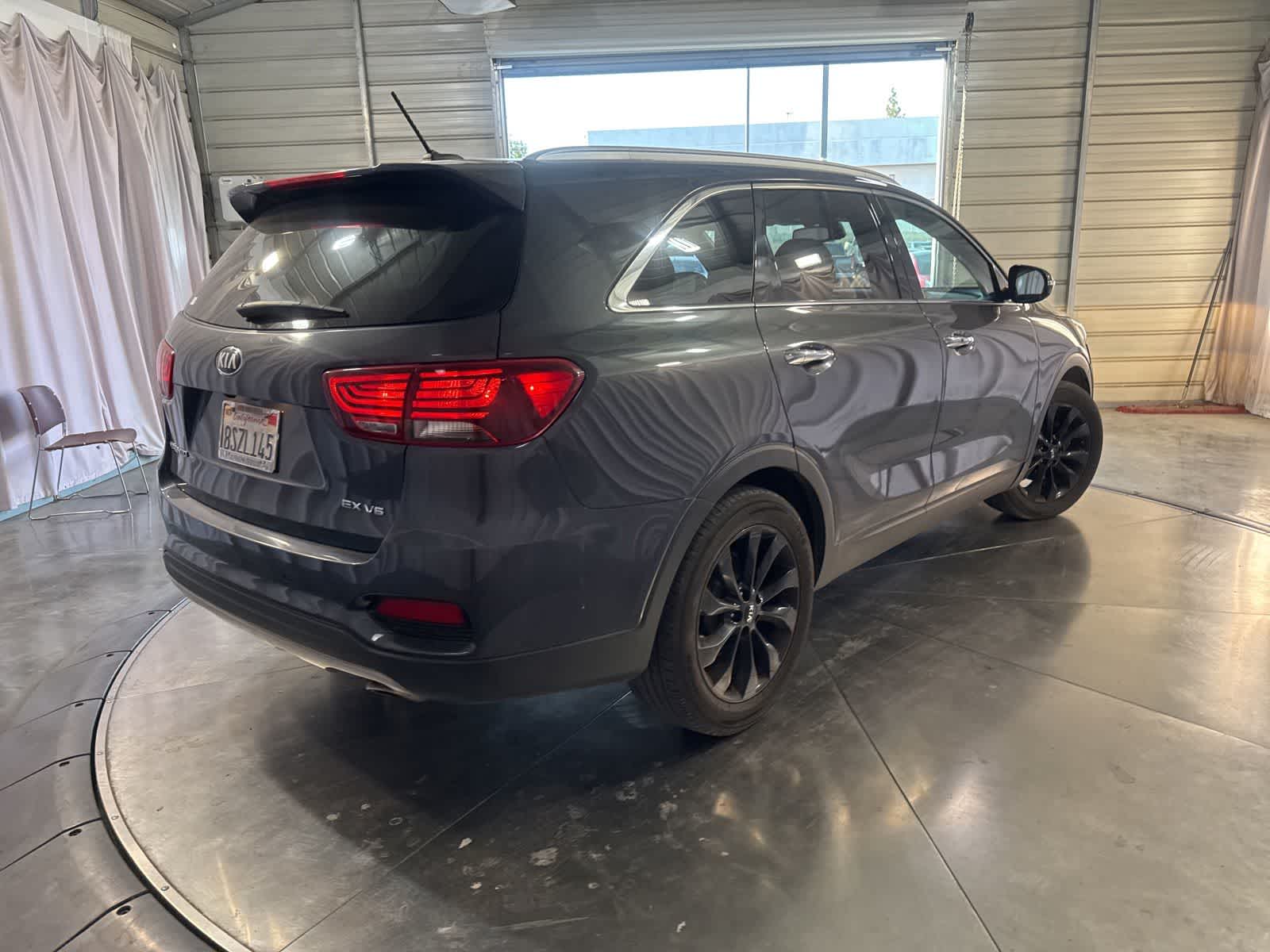 2020 Kia Sorento 3.3L EX photo 4