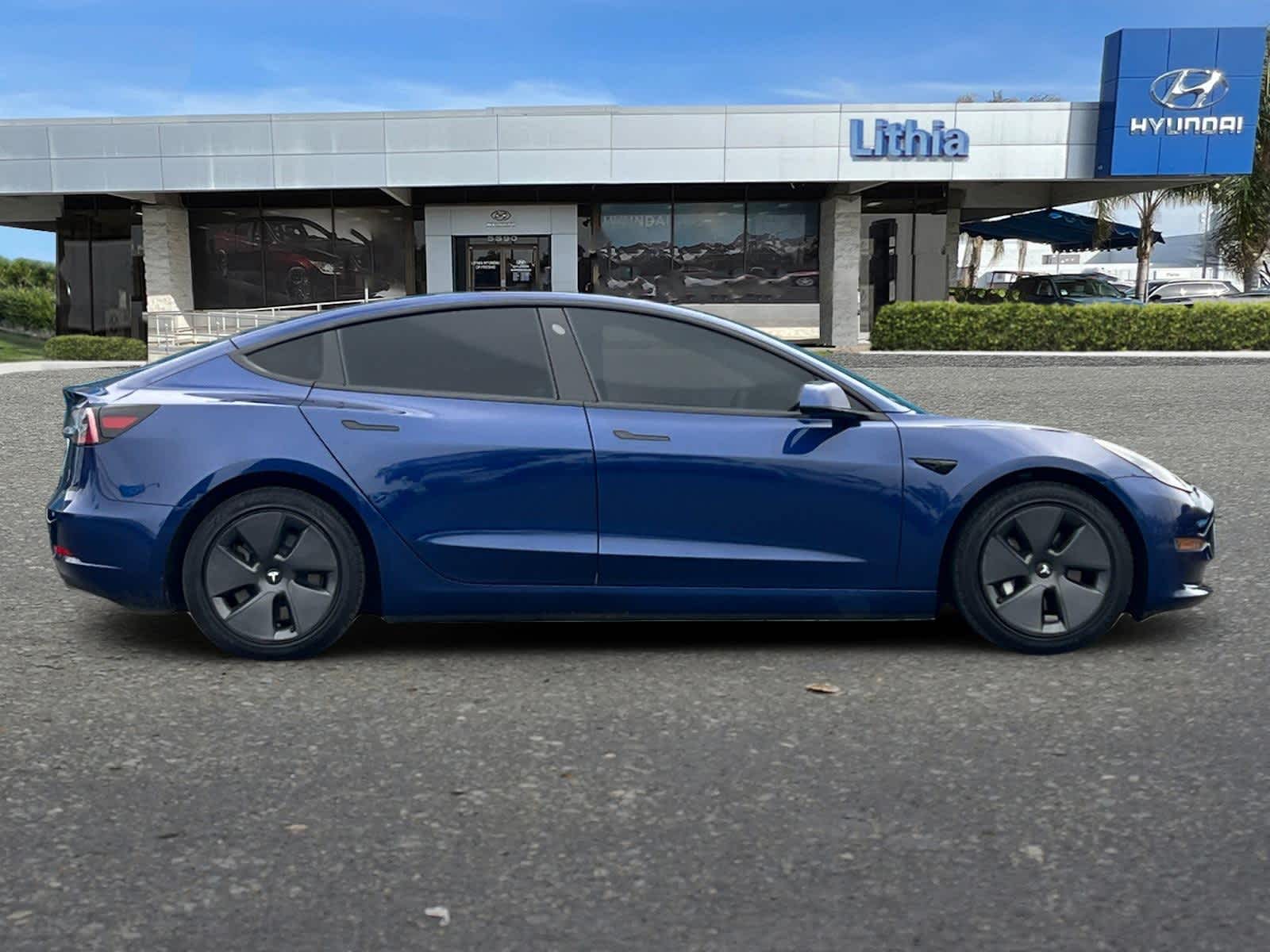 Thumbnail: 2021 Tesla Model 3 - 8