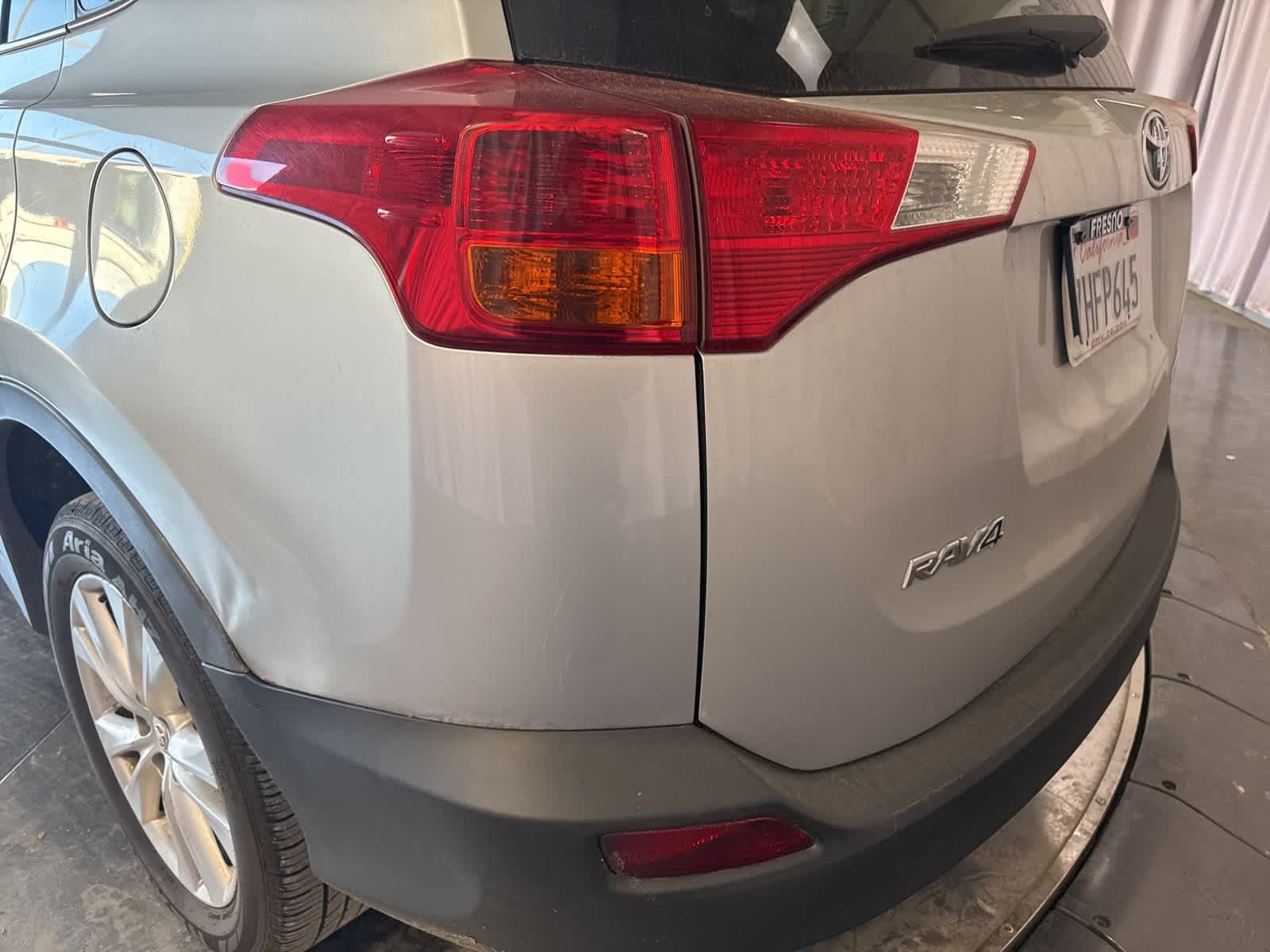 Thumbnail: 2014 Toyota RAV4 - 11