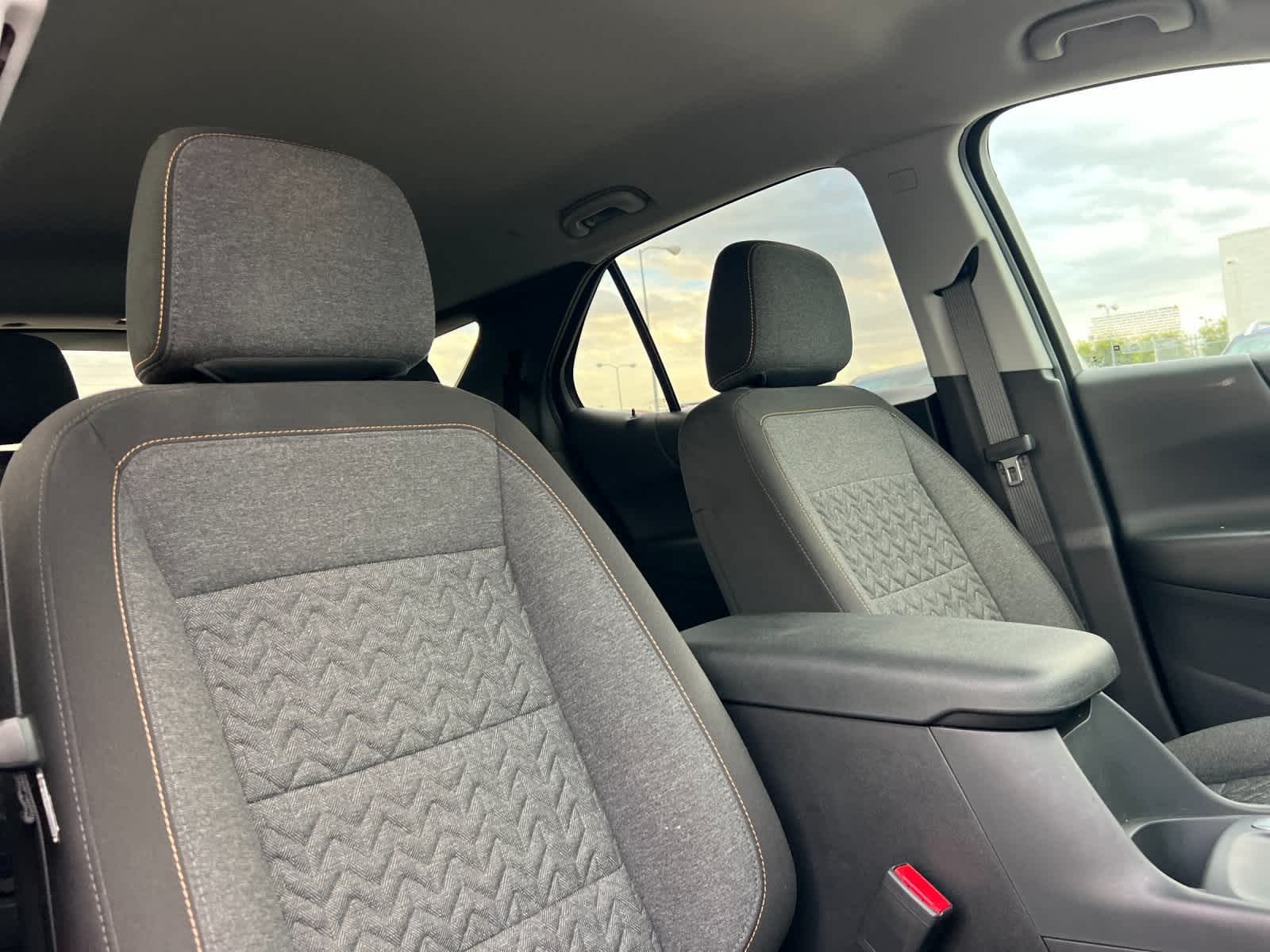 Thumbnail: 2022 Chevrolet Equinox - 17