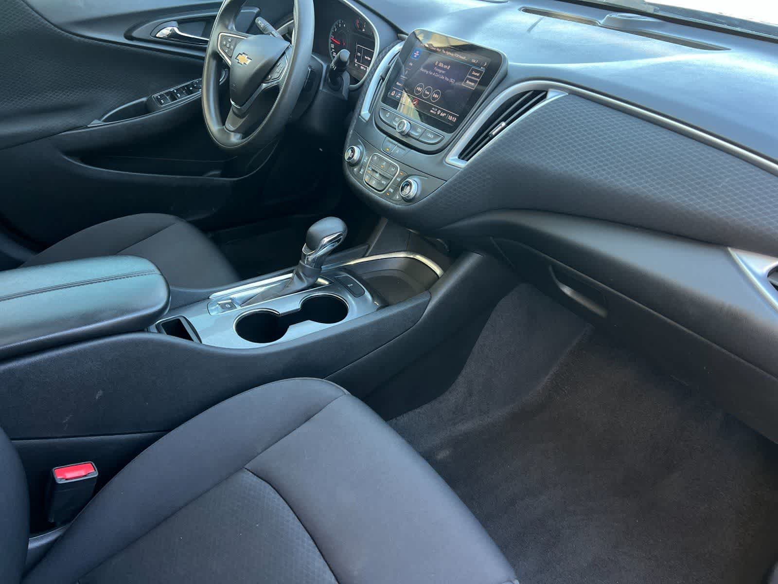 Thumbnail: 2023 Chevrolet Malibu - 16