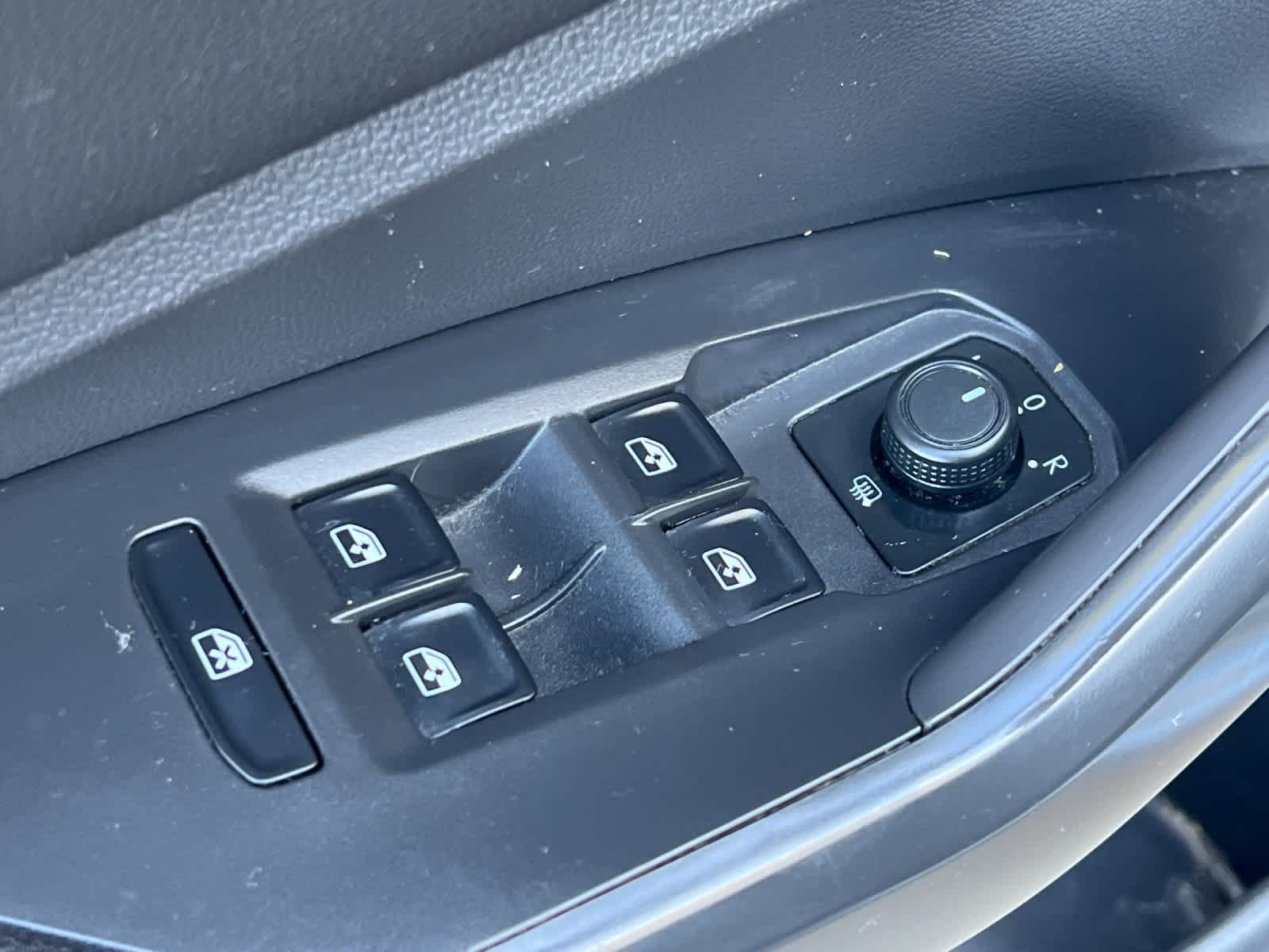 Thumbnail: 2020 Volkswagen Jetta - 13