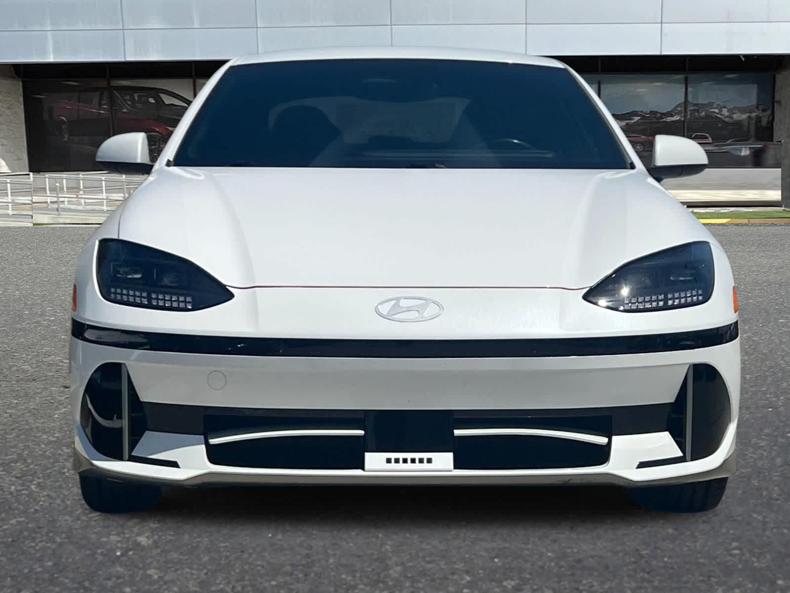 Thumbnail: 2023 Hyundai Ioniq 6 - 10
