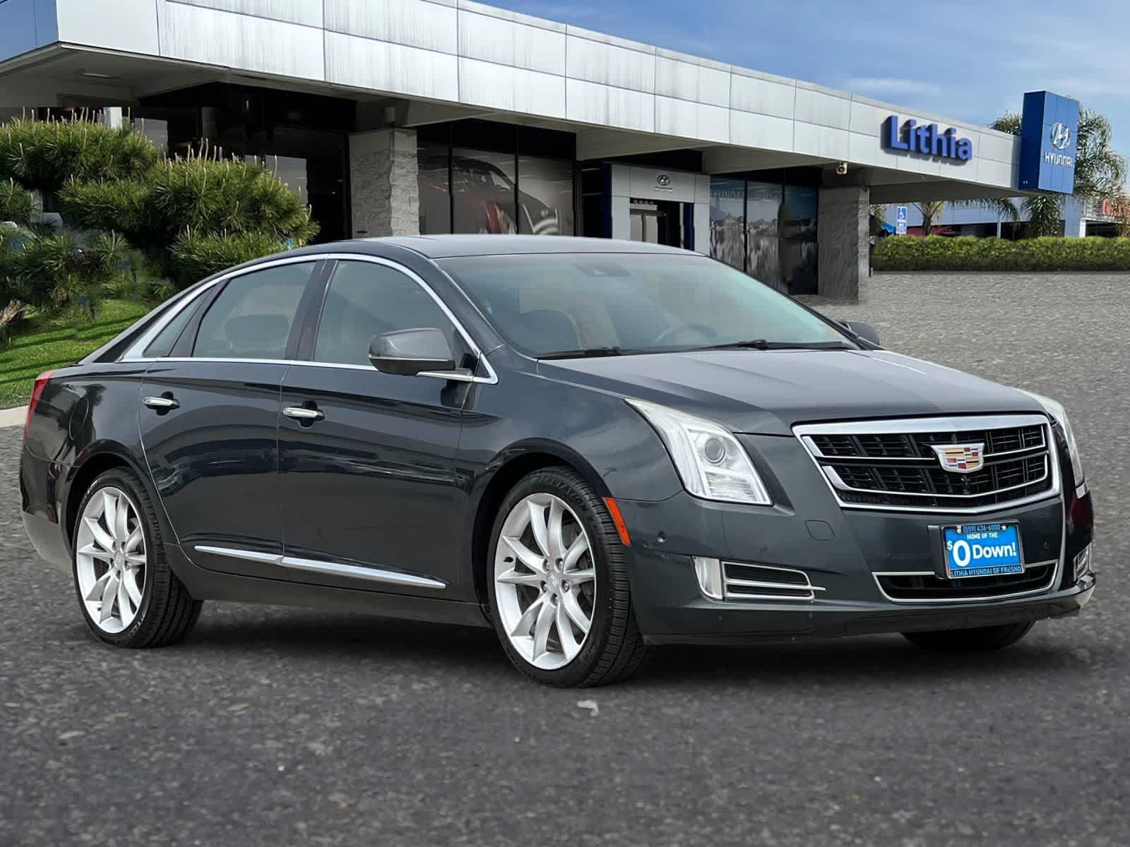 Thumbnail: 2016 Cadillac XTS - 10
