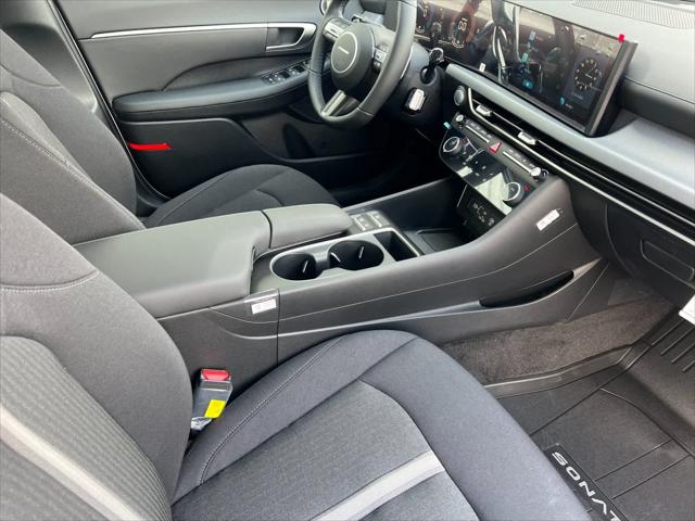 2025 Hyundai Sonata SEL 16