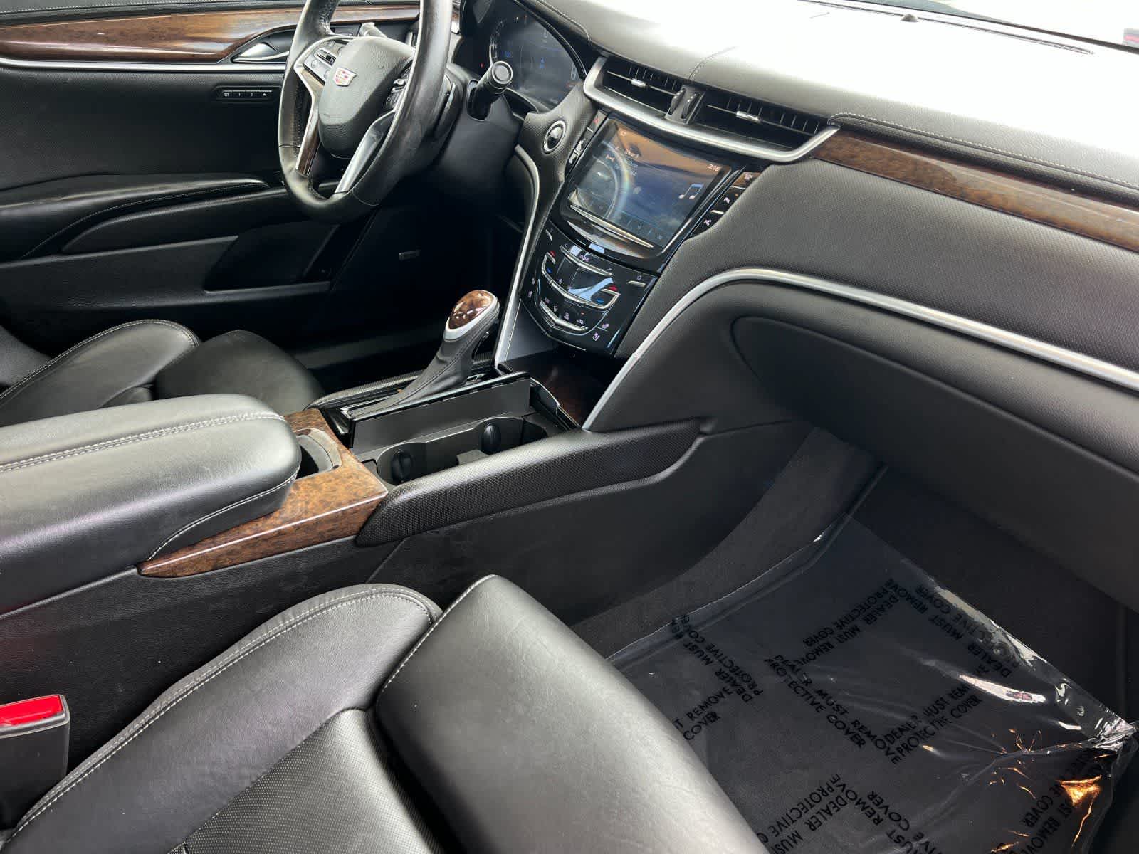 Thumbnail: 2016 Cadillac XTS - 16