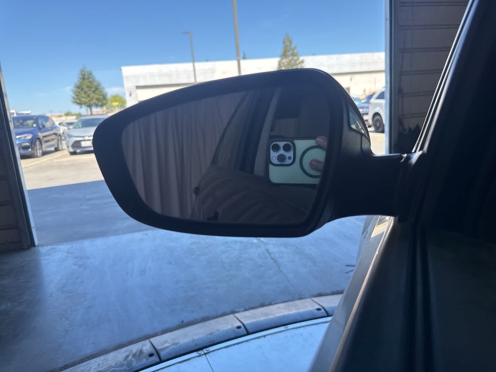 Thumbnail: 2015 Kia Forte - 20