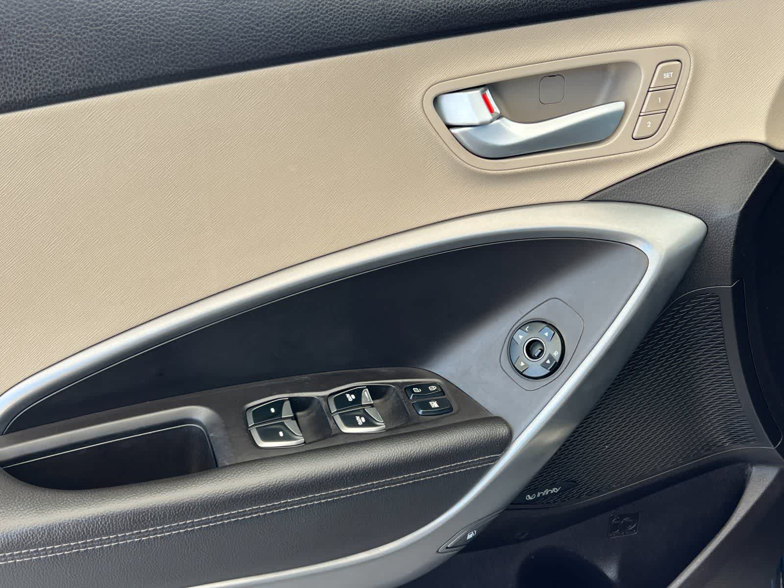 Thumbnail: 2015 Hyundai Santa Fe - 13