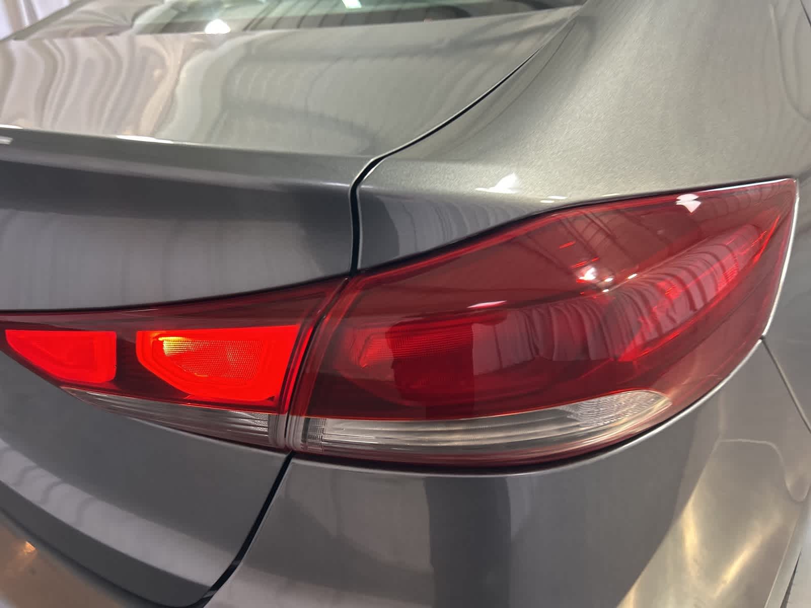 Thumbnail: 2017 Hyundai Elantra - 9