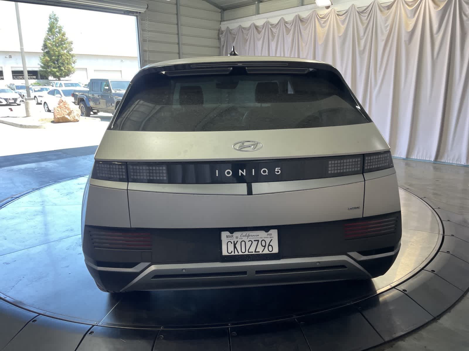 Thumbnail: 2023 Hyundai Ioniq 5 - 6