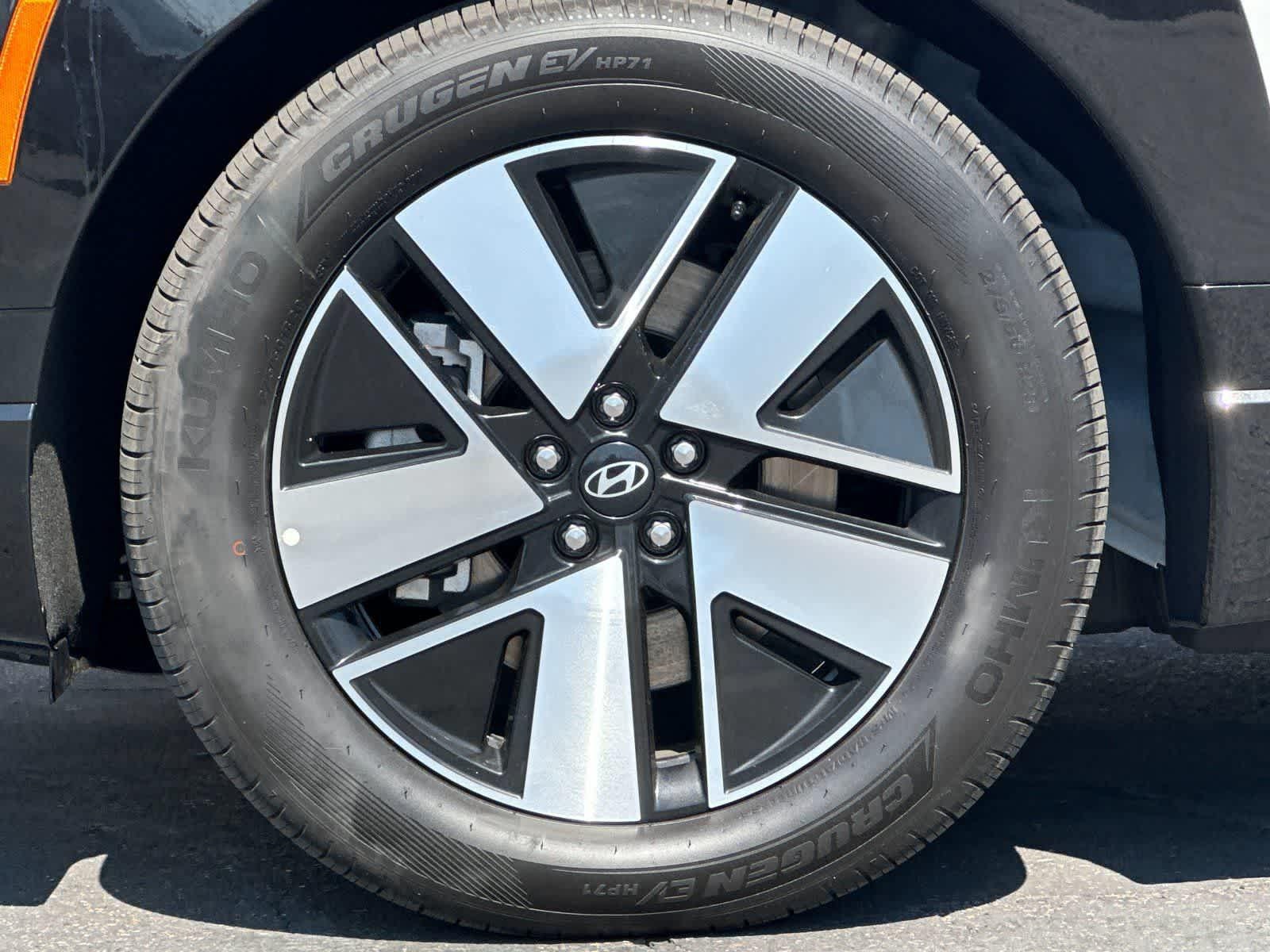 Thumbnail: 2026 Hyundai Ioniq - 27