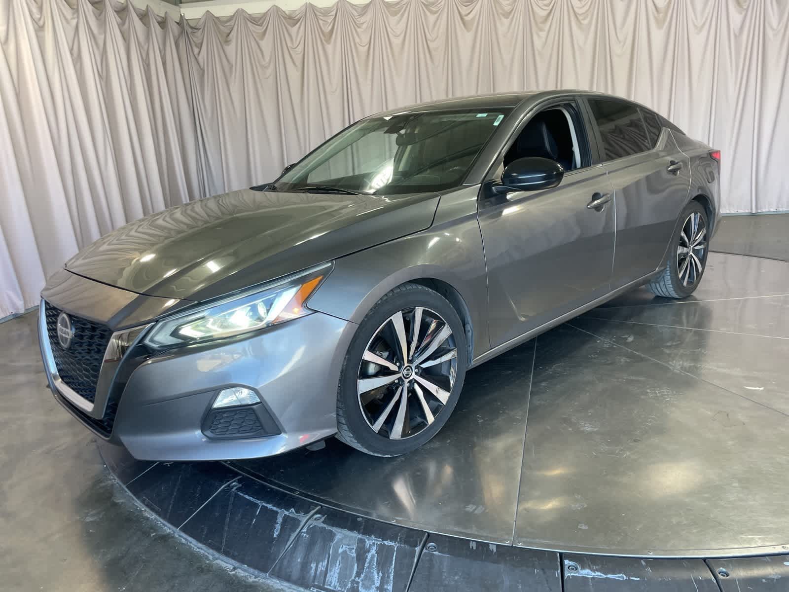Used 2020 Nissan Altima SR with VIN 1N4BL4CV7LC199569 for sale in Fresno, CA