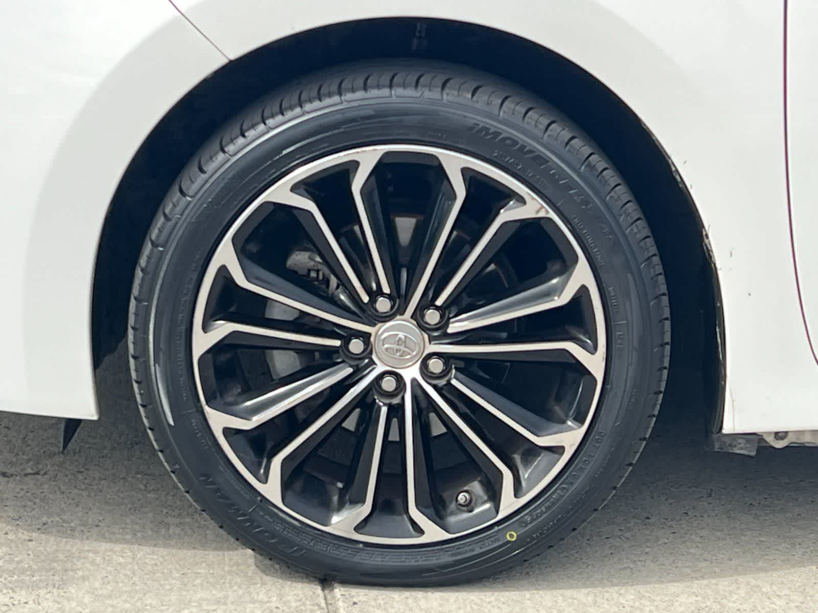 Thumbnail: 2016 Toyota Corolla - 25