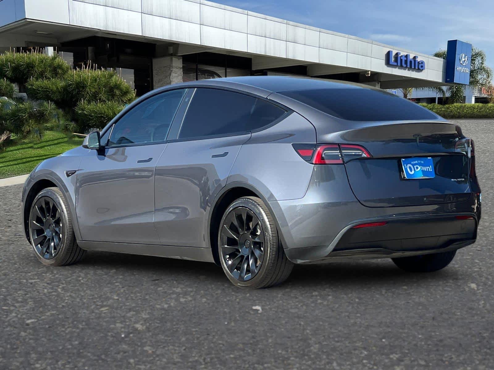 Thumbnail: 2023 Tesla Model Y - 6