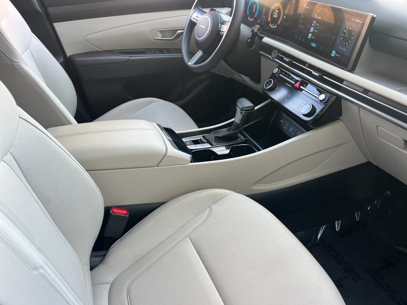 Thumbnail: 2025 Hyundai Tucson - 16