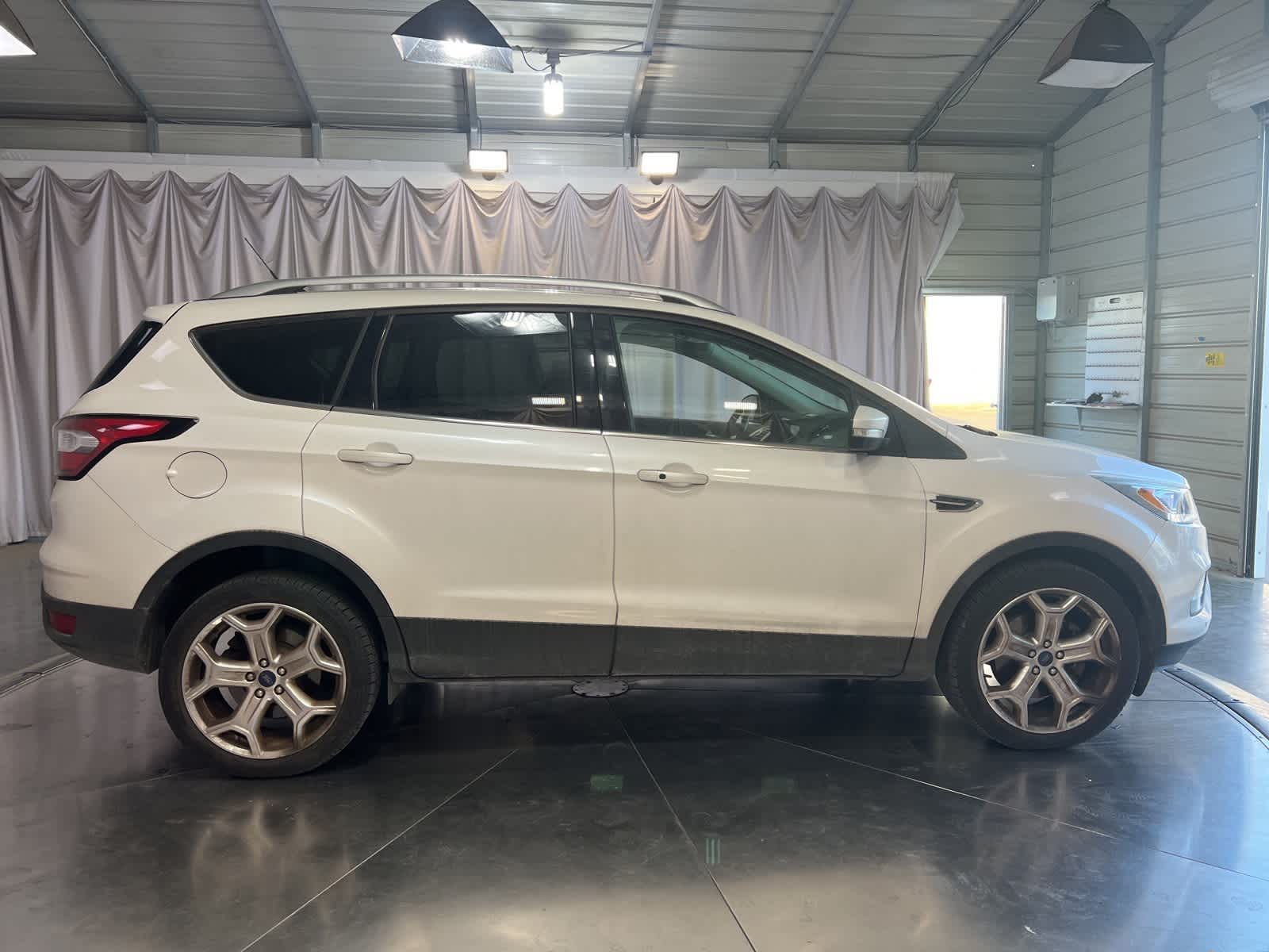 Thumbnail: 2018 Ford Escape - 8
