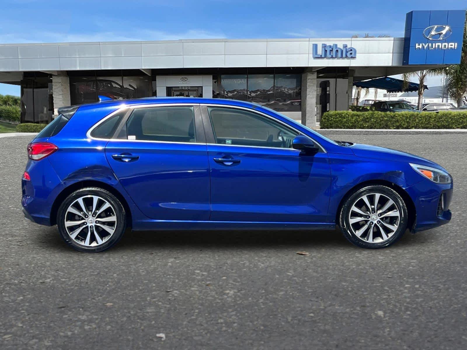 Thumbnail: 2019 Hyundai Elantra - 8