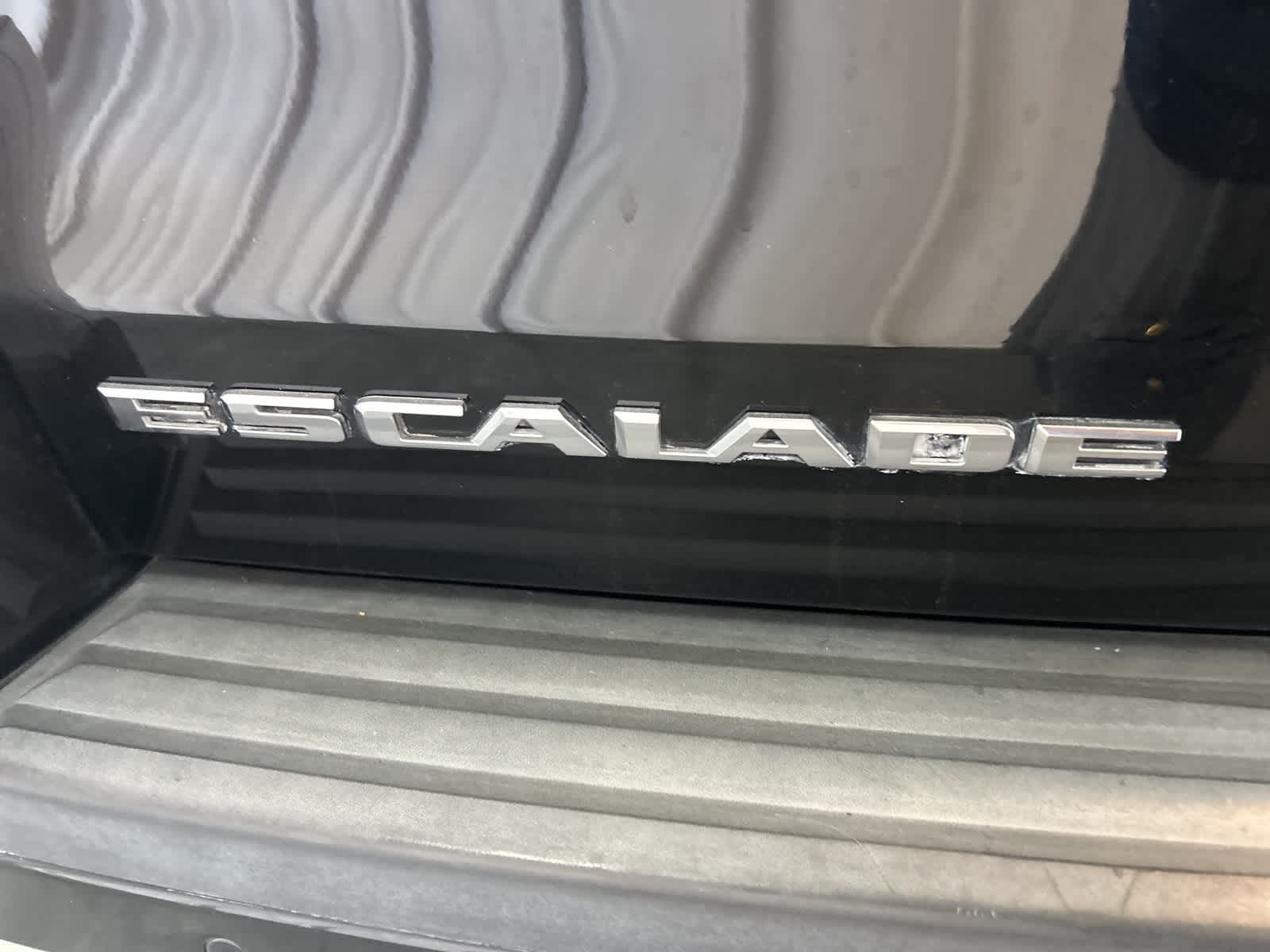 Thumbnail: 2018 Cadillac Escalade - 11