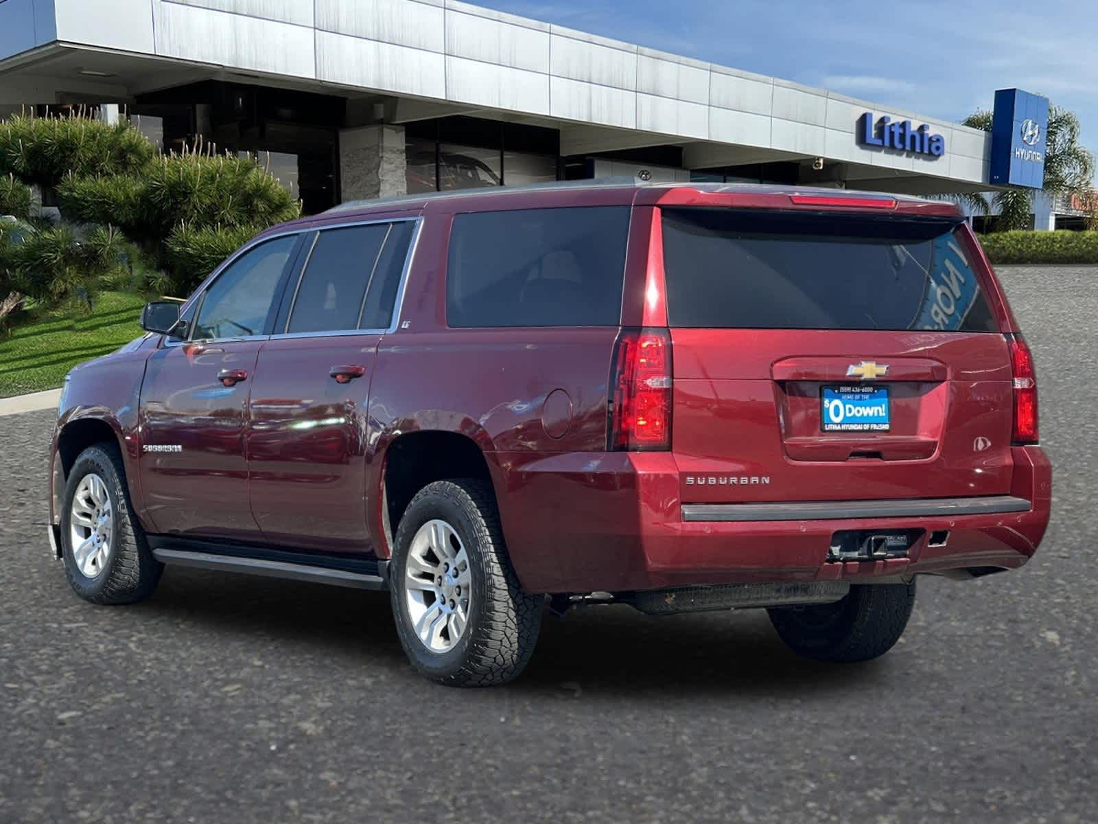 Thumbnail: 2017 Chevrolet Suburban - 6