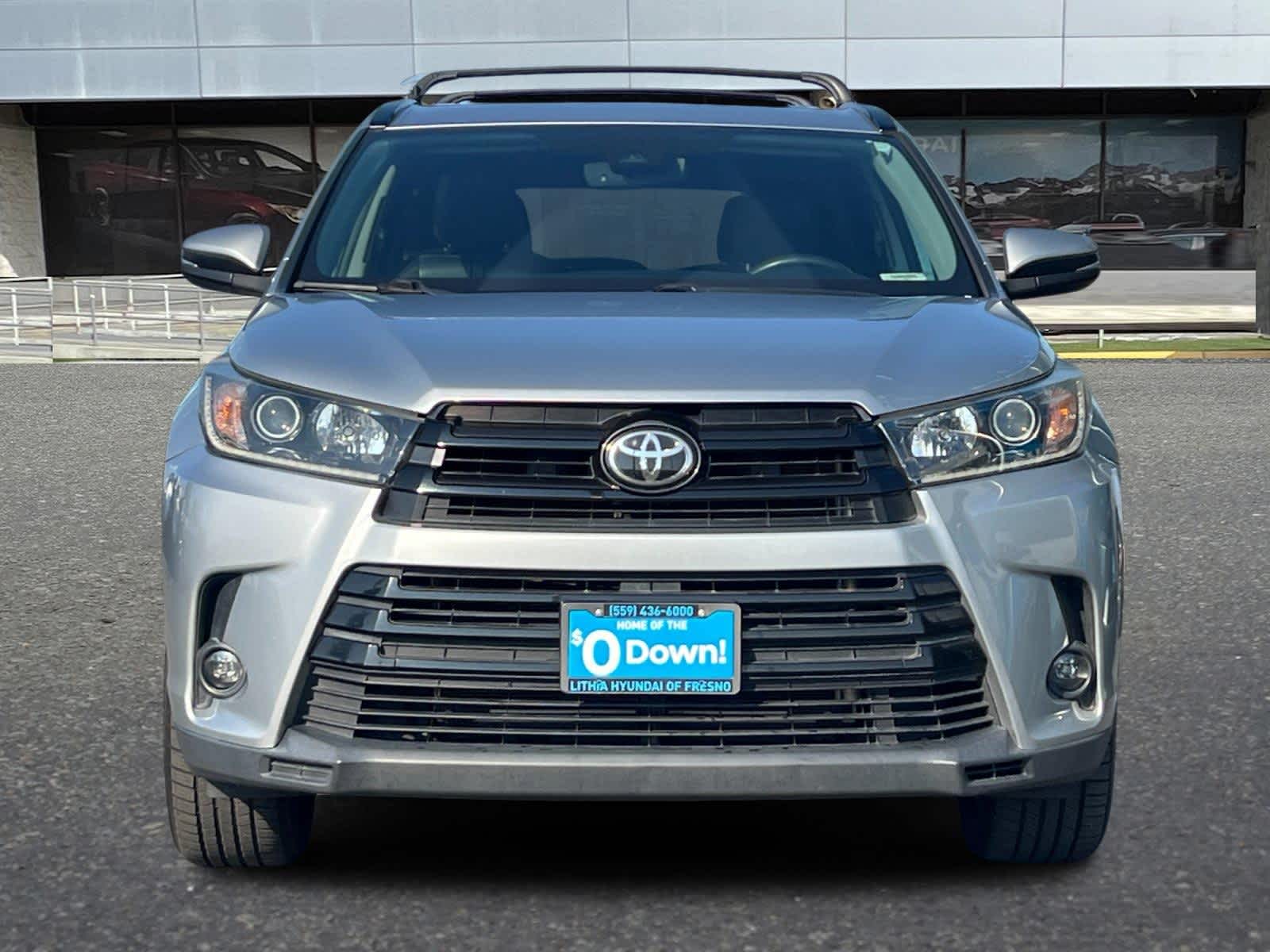 Thumbnail: 2019 Toyota Highlander - 10