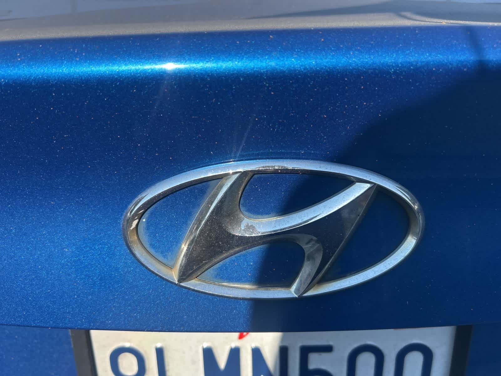 Thumbnail: 2018 Hyundai Elantra - 9