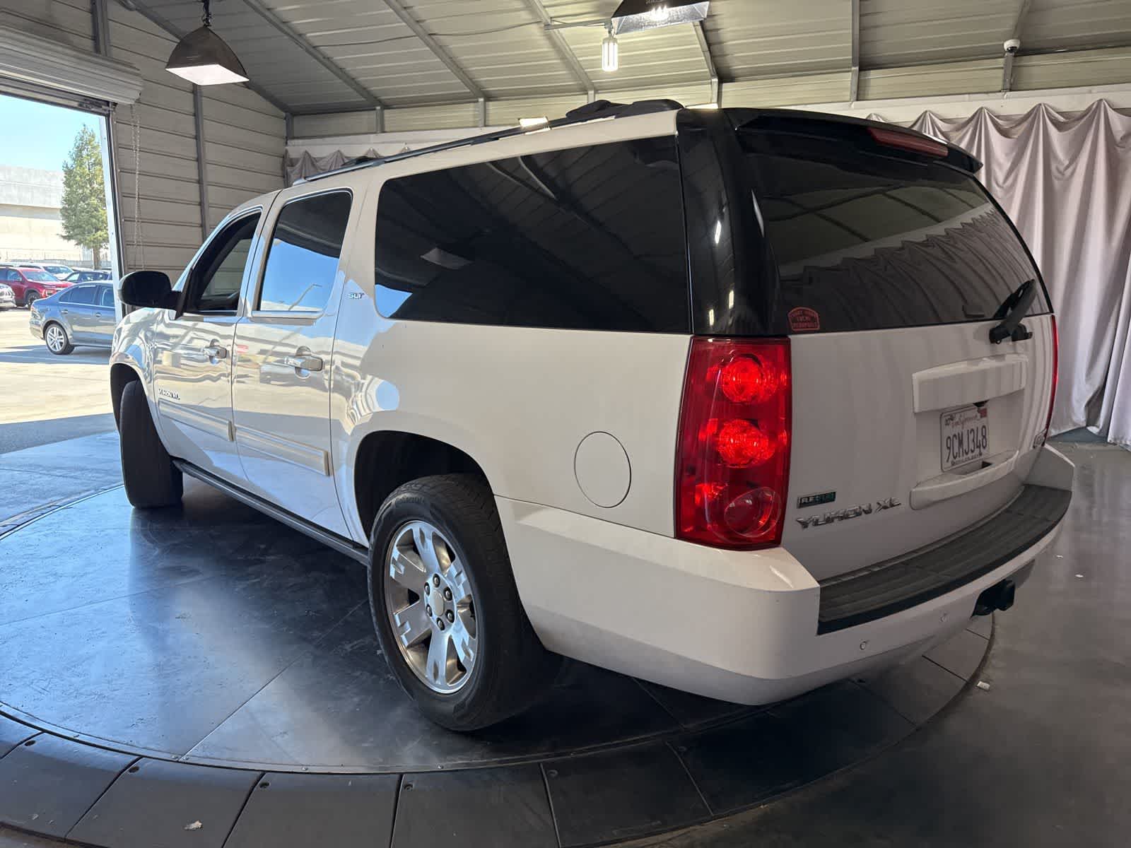 2012 GMC Yukon XL 1500 SLT photo 6