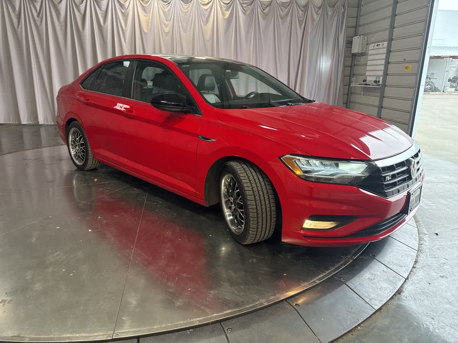 Thumbnail: 2019 Volkswagen Jetta - 2