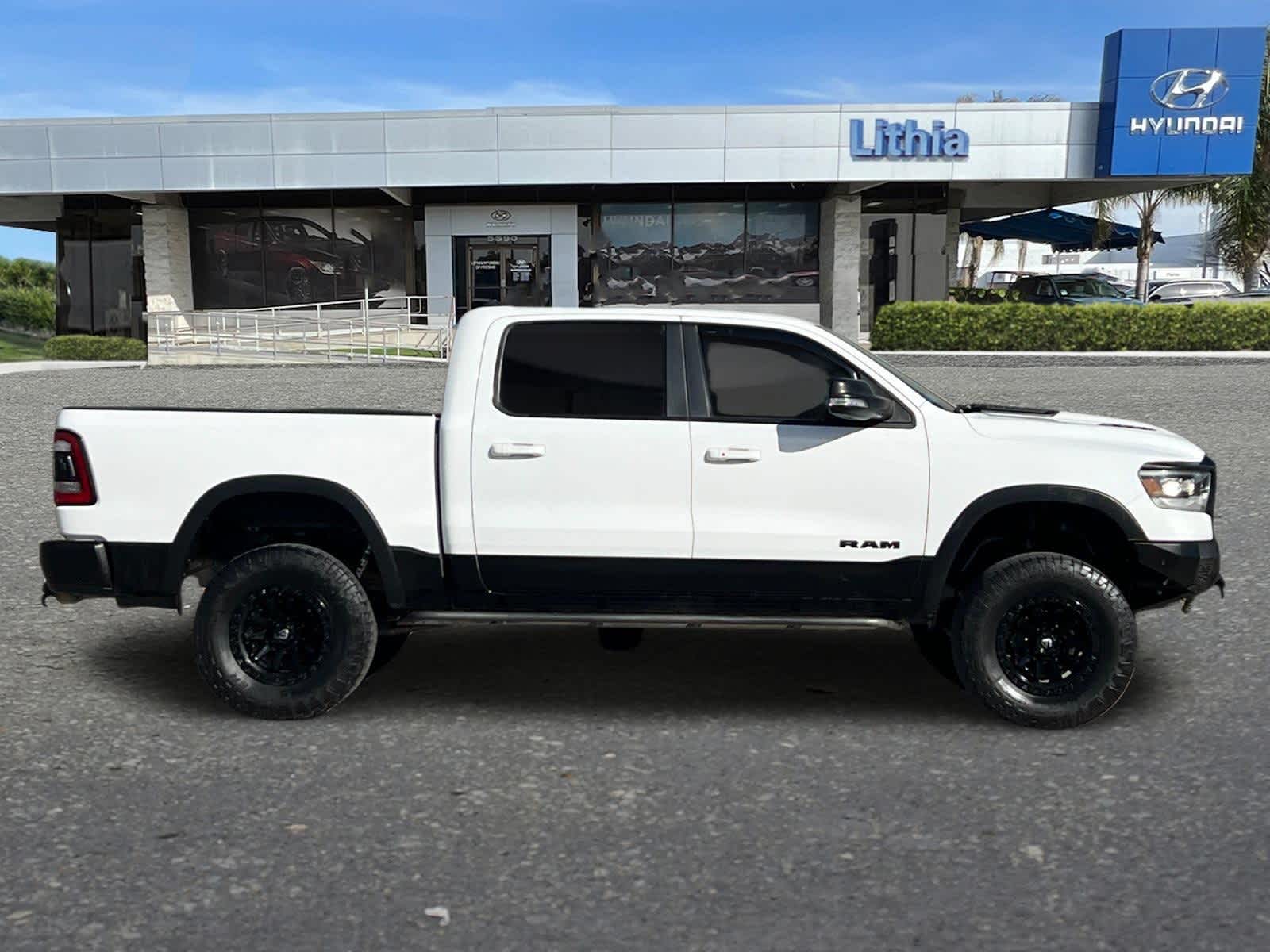 Thumbnail: 2019 RAM 1500 - 9