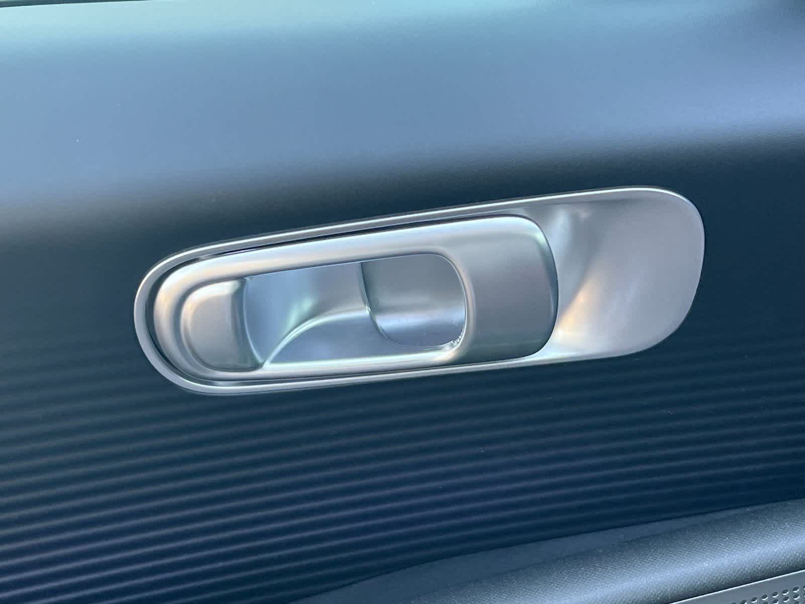 Thumbnail: 2025 Hyundai Ioniq 6 - 13