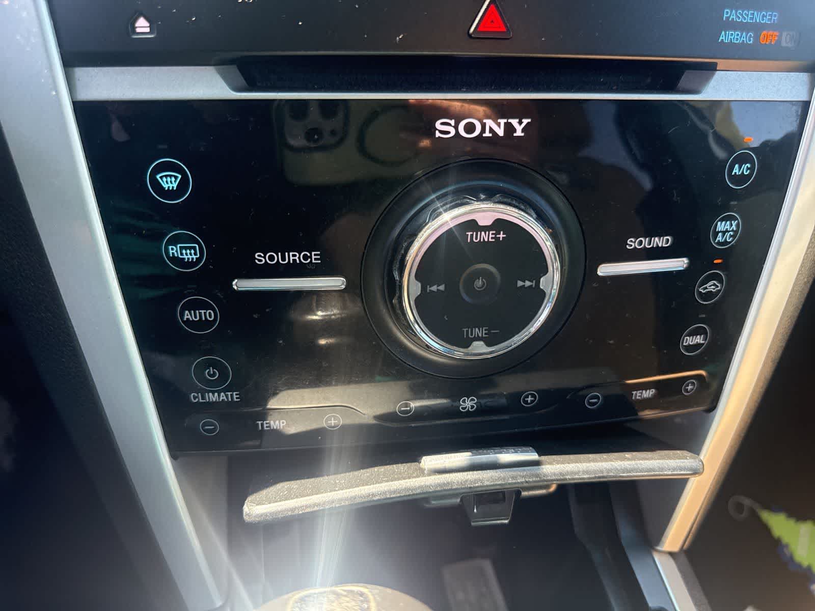 Thumbnail: 2013 Ford Explorer - 26