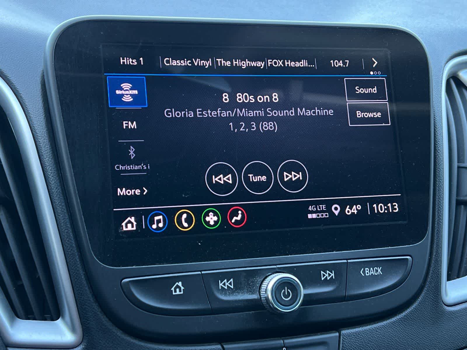 Thumbnail: 2023 Chevrolet Malibu - 18