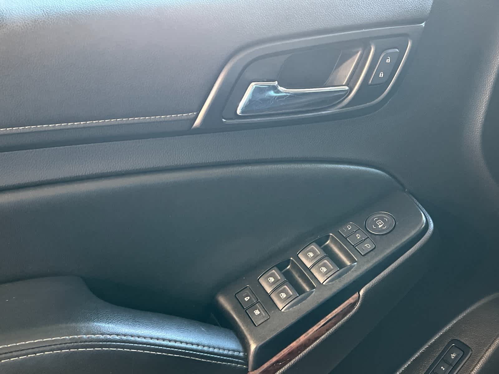 Thumbnail: 2017 GMC Yukon XL - 12