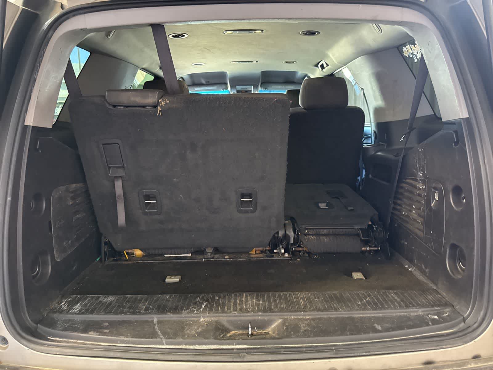 Thumbnail: 2015 Chevrolet Tahoe - 15