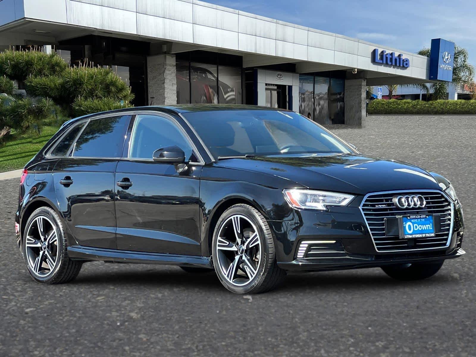 Thumbnail: 2017 Audi A3 e-tron - 9