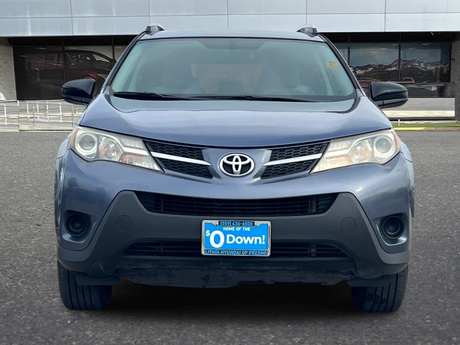 Thumbnail: 2013 Toyota RAV4 - 11
