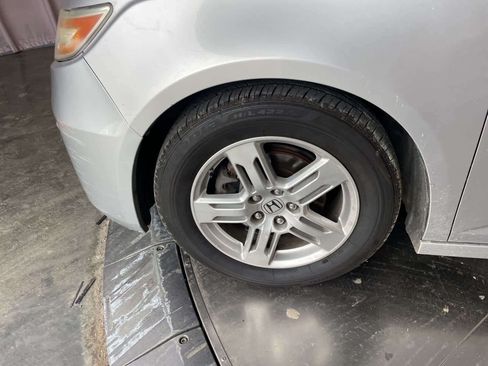 Thumbnail: 2012 Honda Odyssey - 10