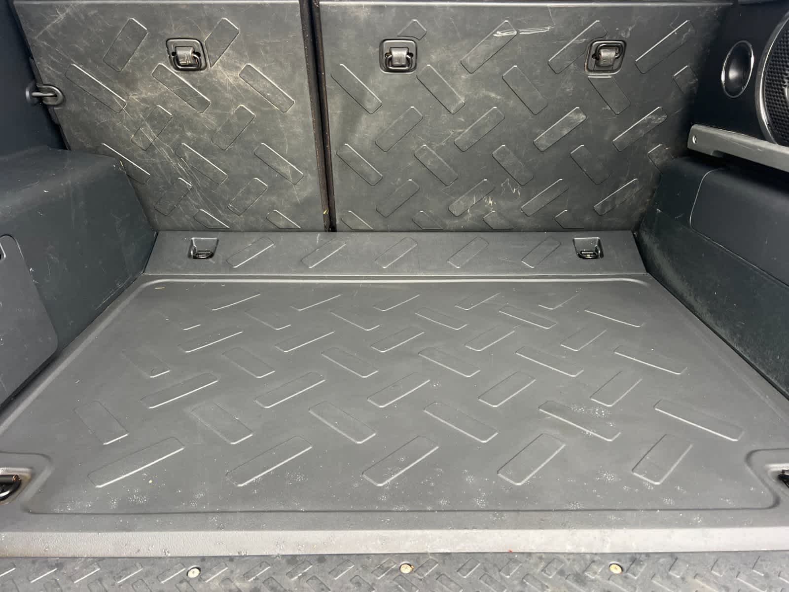 Thumbnail: 2013 Toyota FJ Cruiser - 15