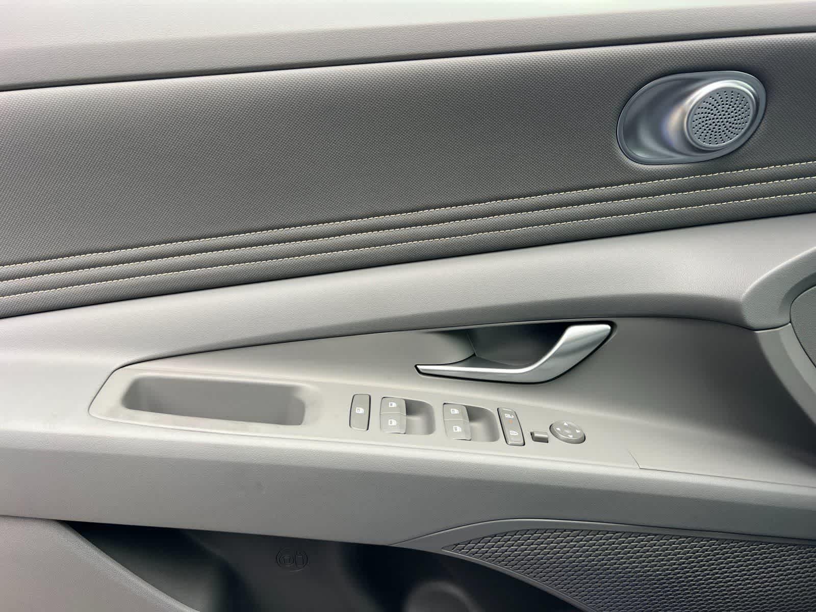 Thumbnail: 2026 Hyundai Elantra - 13