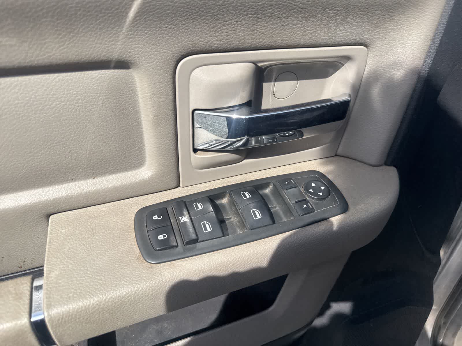 Thumbnail: 2010 Dodge Ram 1500 - 18