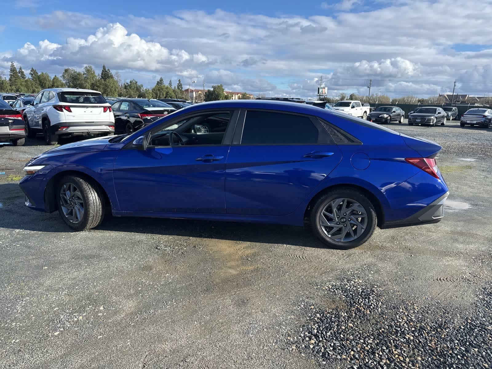 Thumbnail: 2024 Hyundai Elantra - 6