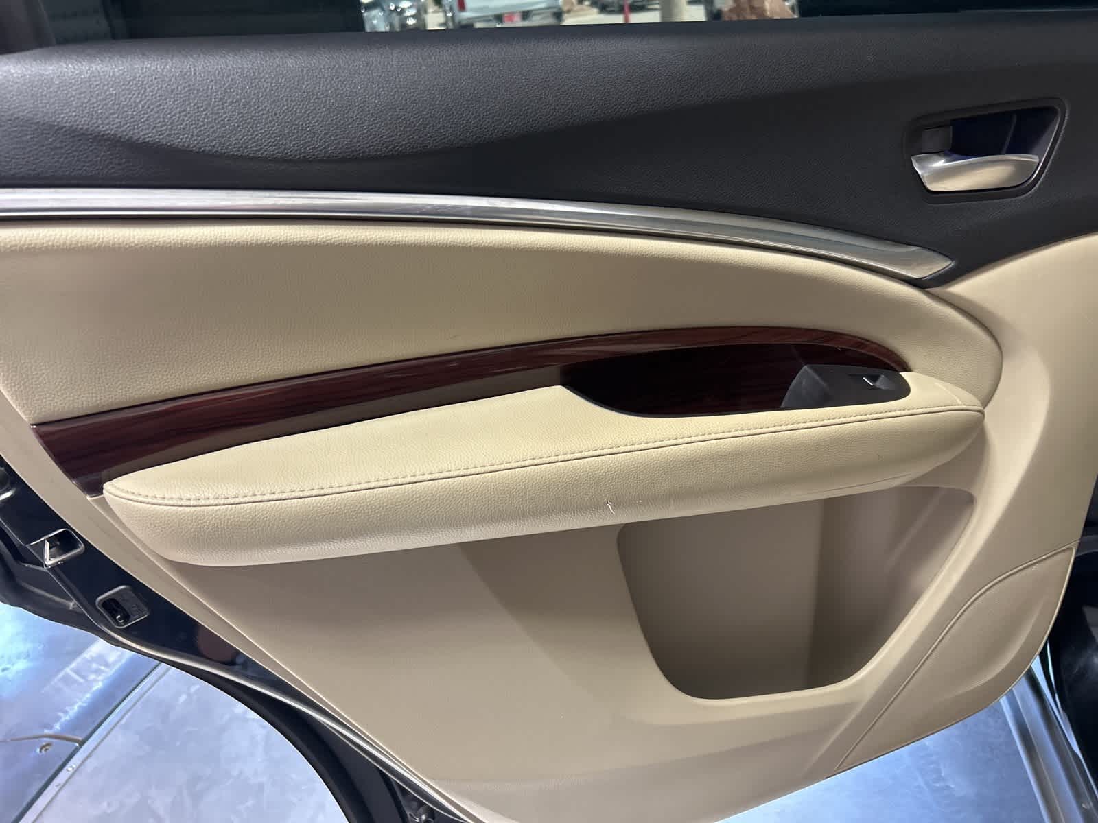 Thumbnail: 2016 Acura MDX - 18