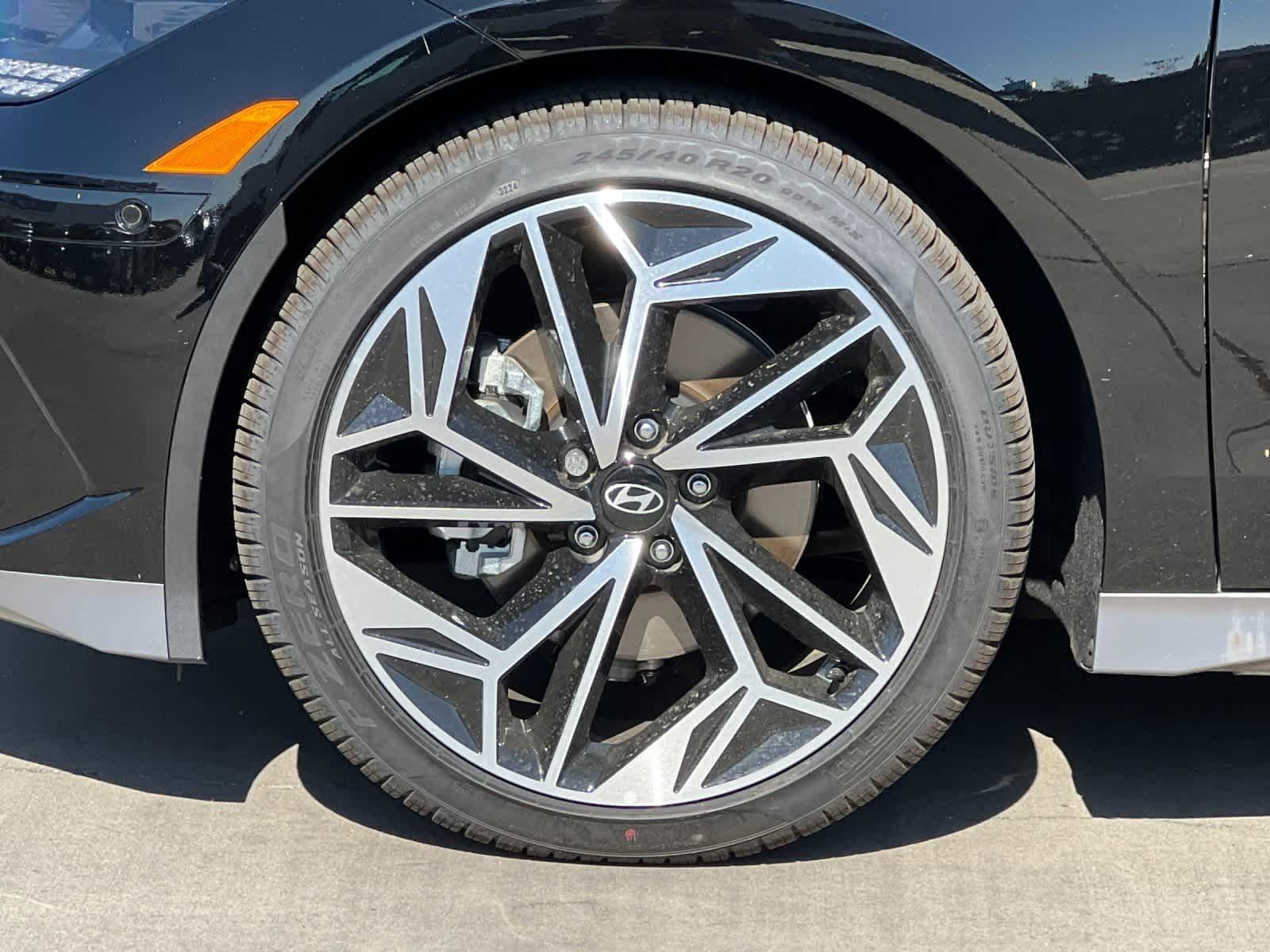 Thumbnail: 2025 Hyundai Ioniq 6 - 23