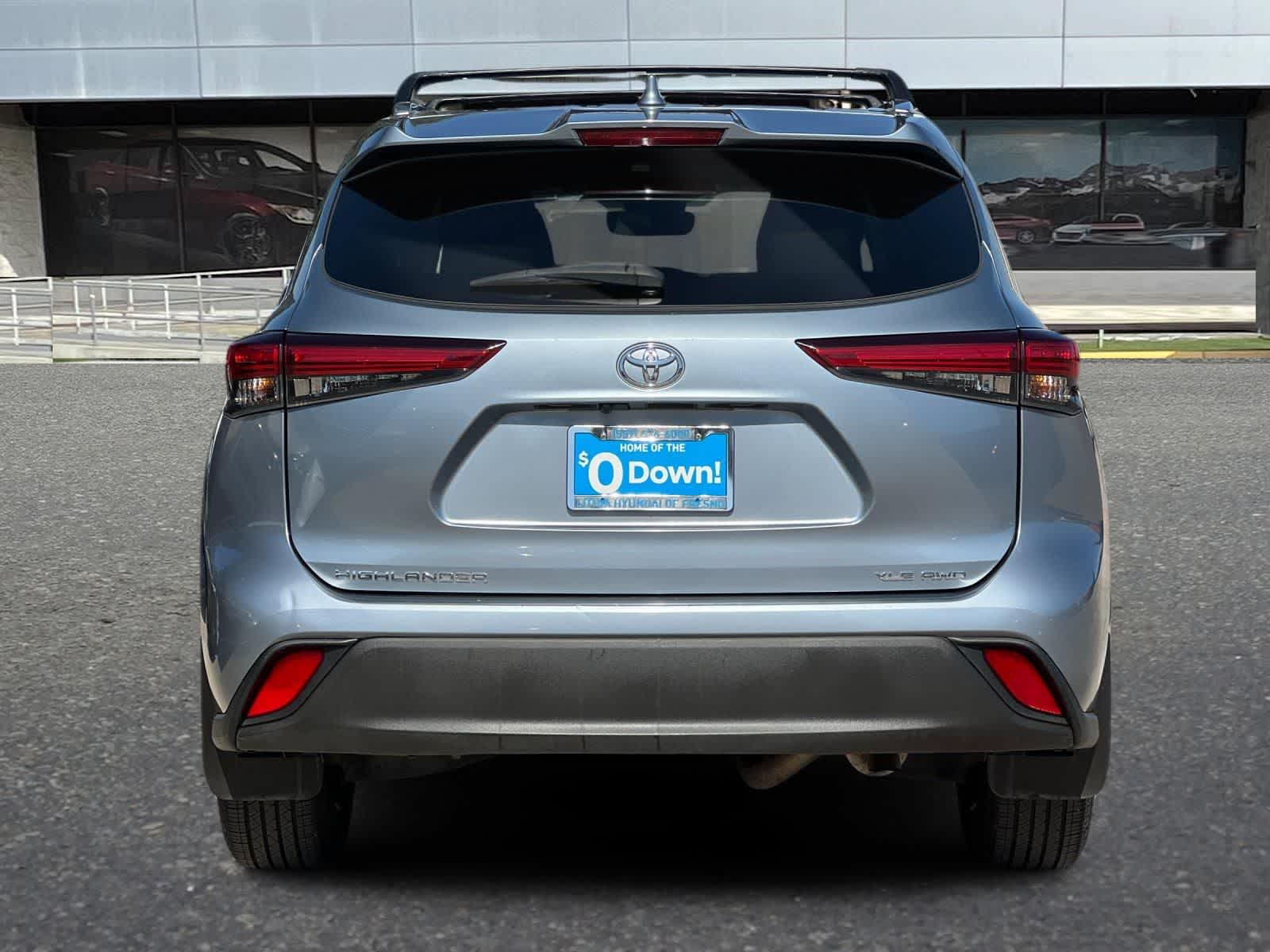 Thumbnail: 2020 Toyota Highlander - 8