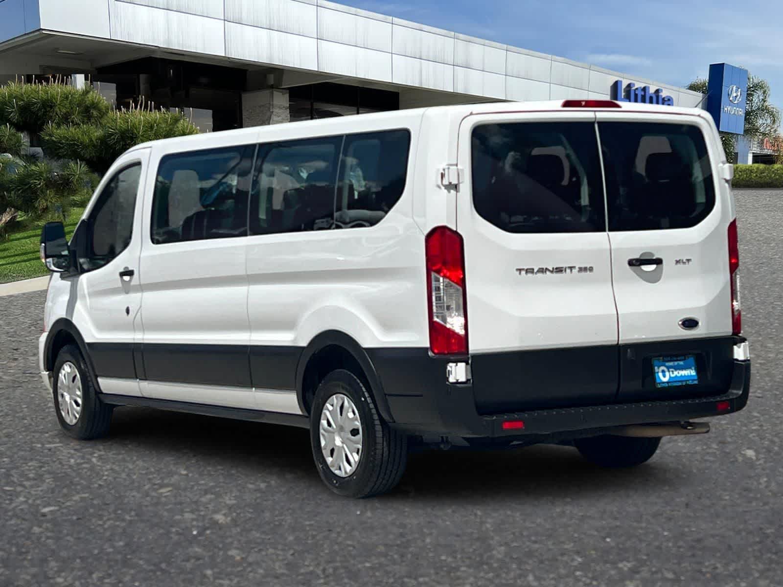 Thumbnail: 2022 Ford Econoline - 7