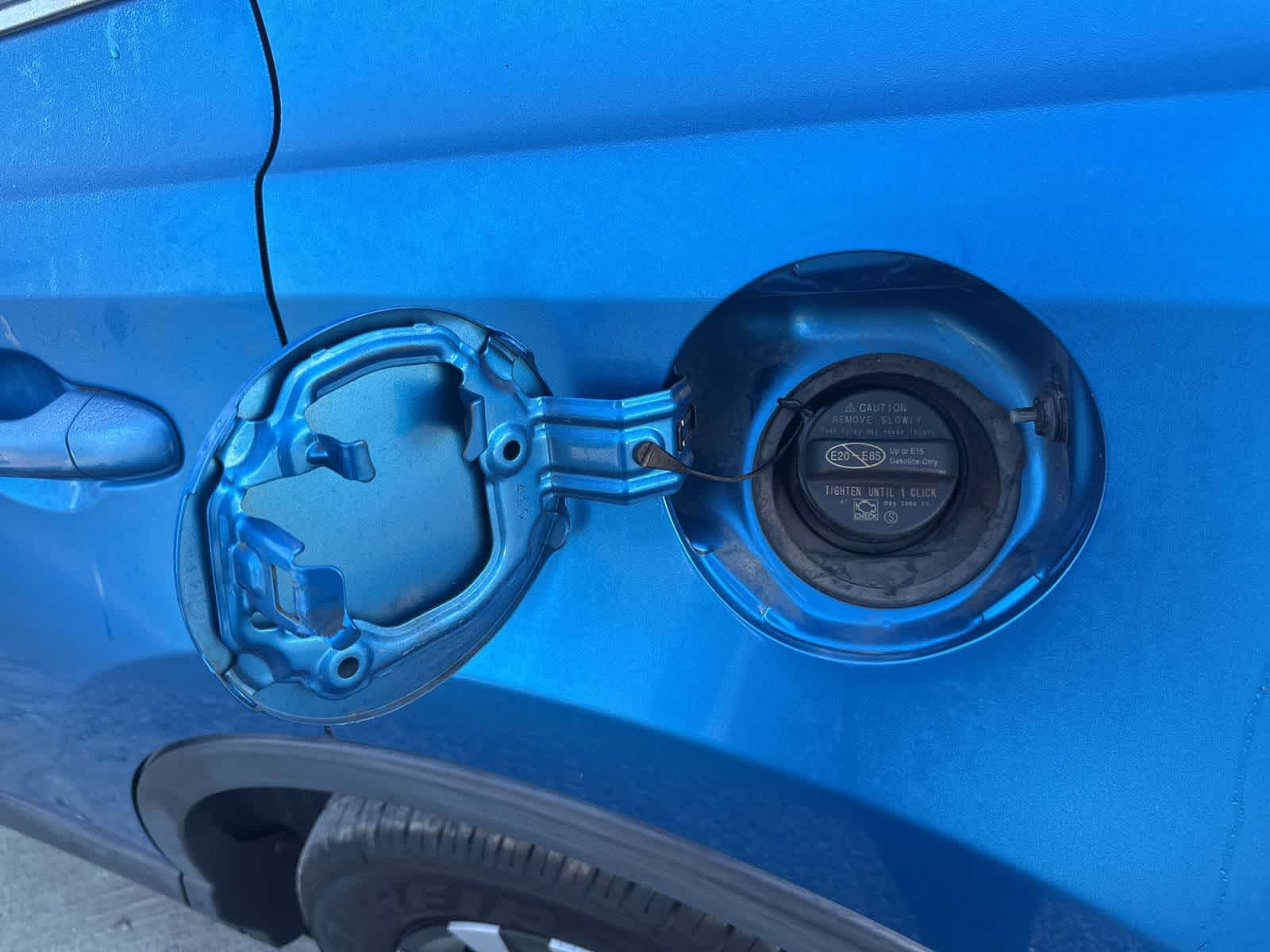 Thumbnail: 2017 Toyota RAV4 - 12