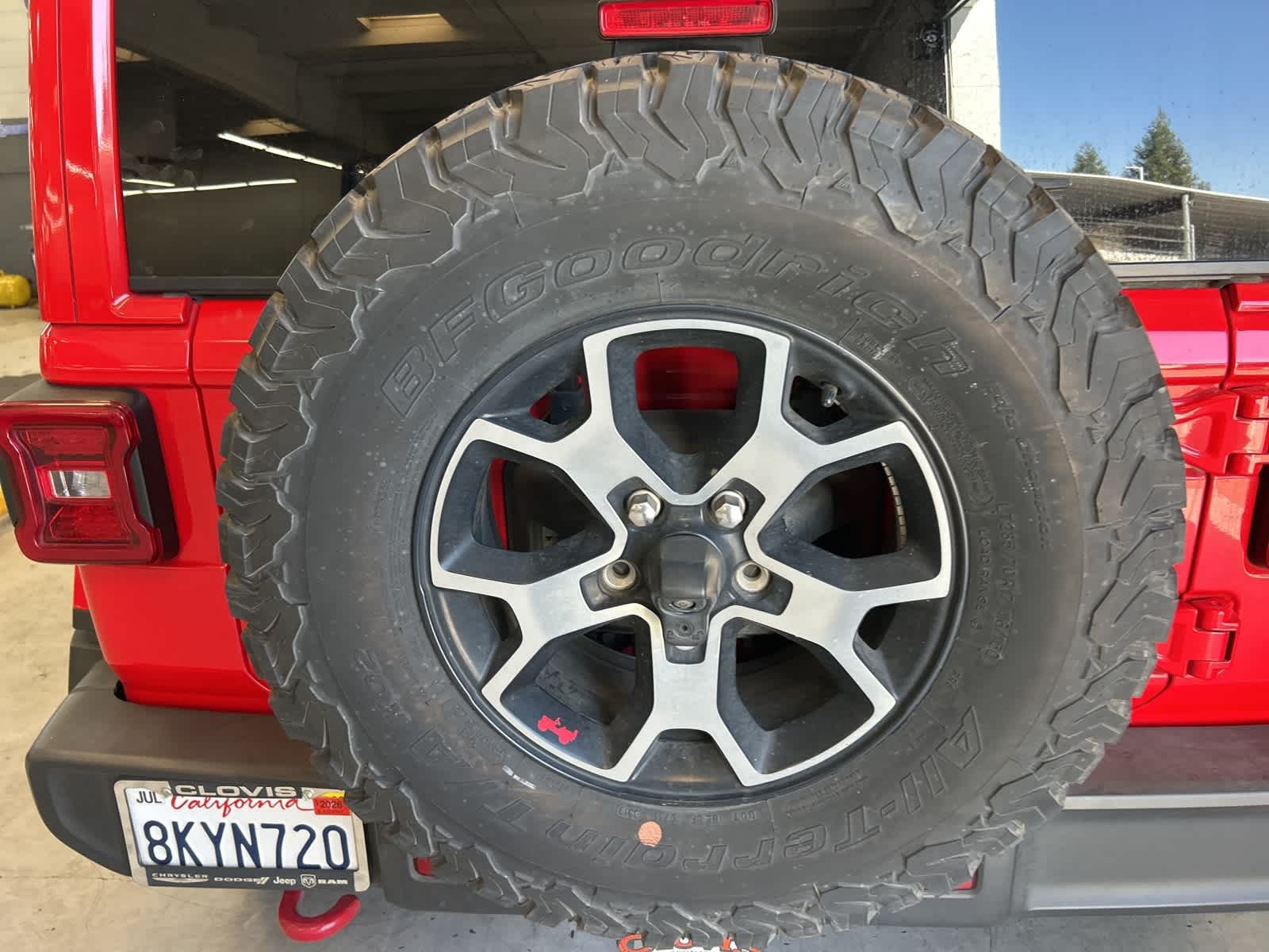 Thumbnail: 2019 Jeep Wrangler - 11
