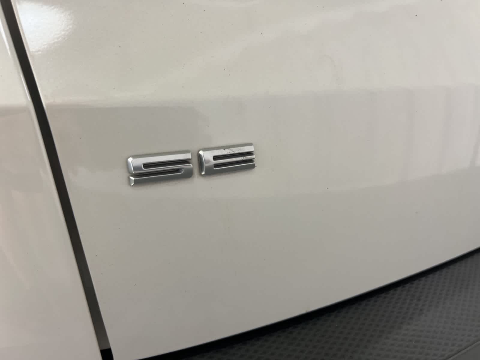 Thumbnail: 2020 Ford Escape - 11