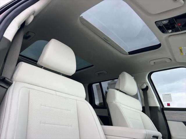 Thumbnail: 2025 Hyundai Santa Fe - 18