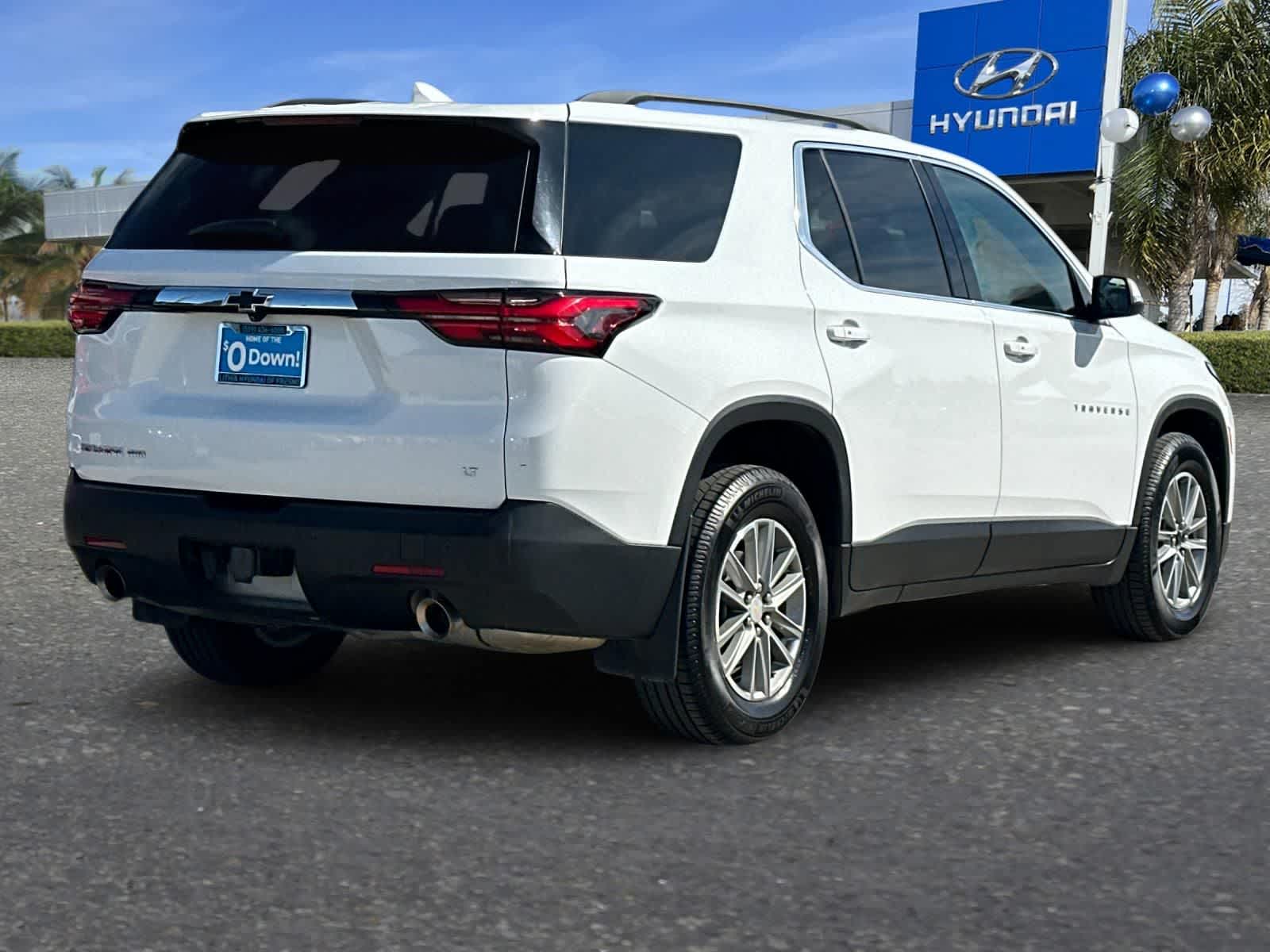 Thumbnail: 2022 Chevrolet Traverse - 3