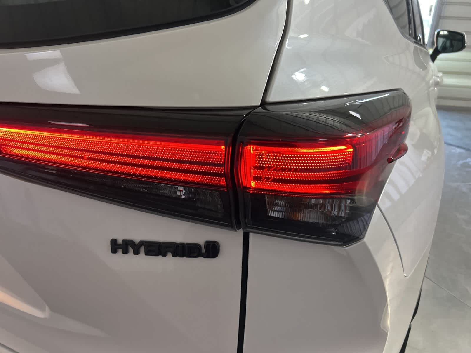 Thumbnail: 2021 Toyota Highlander - 10